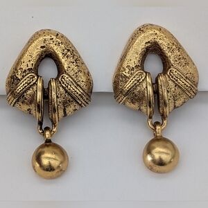 Rare Vintage Ben Amun 1.75"  Gold Plated Clip Earrings Retail $245